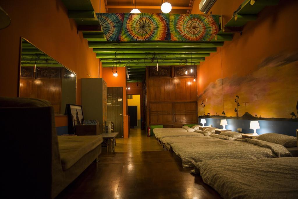 Rainbow Wave Surfing Hostel Heng-ch'un Quarto foto